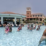 Avanti Village Апарт-отель 4*