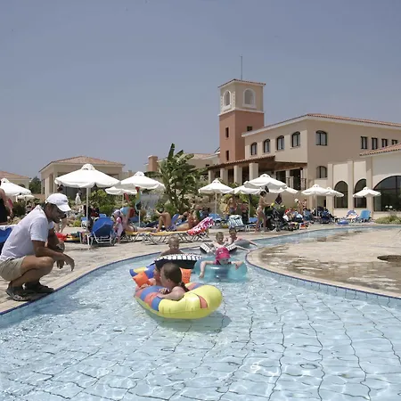 Avanti Village 4*