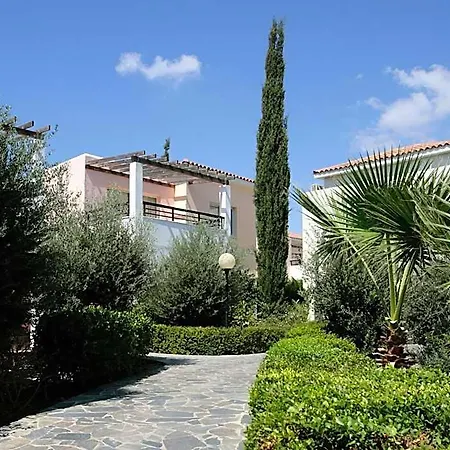 Ξενοδοχείο με διαμερίσματα Avanti Village Πάφος