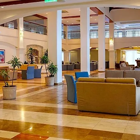 Avanti Village 4* Πάφος