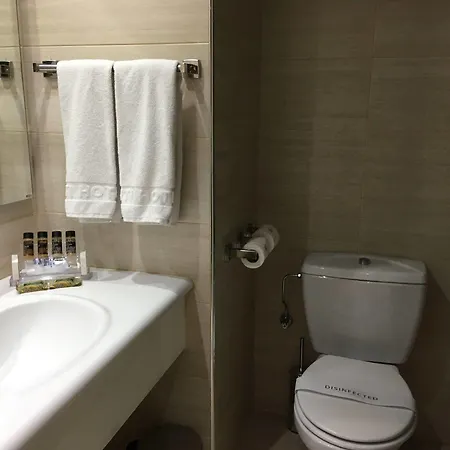Avanti Village 4*