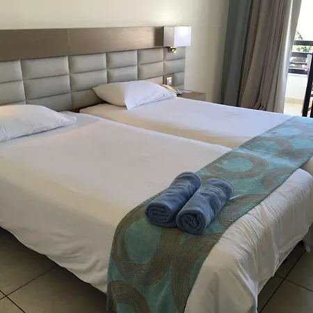 Avanti Village Ξενοδοχείο με διαμερίσματα 4*
