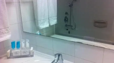 公寓式酒店 阿万蒂假日村庄酒店 4*