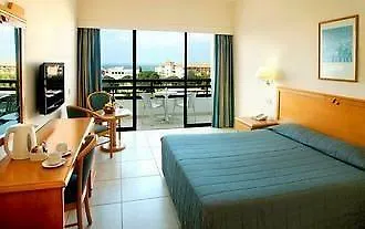 Apartahotel Avanti Village 4*