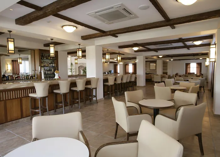 Avanti Village Apartmanhotel Paphos