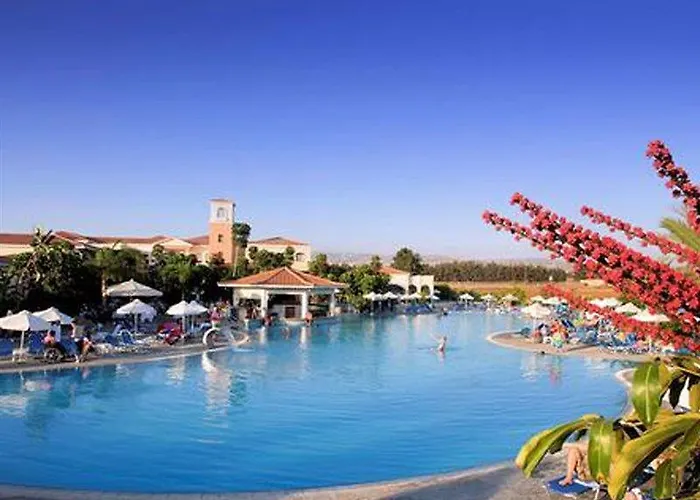 Apartahotel Avanti Village Paphos