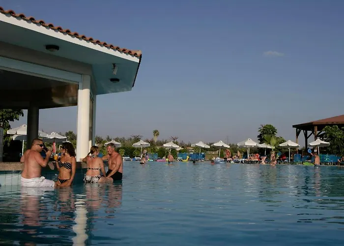 Avanti Village Apartmanhotel Paphos