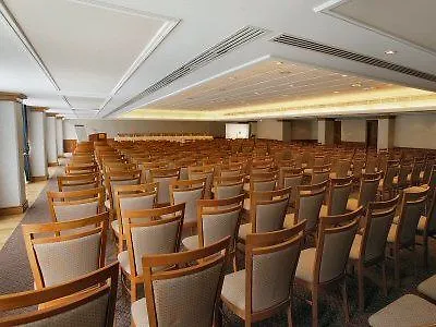 Apartahotel Avanti Village Paphos