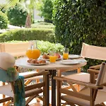Apartmanhotel Avanti Village 4*