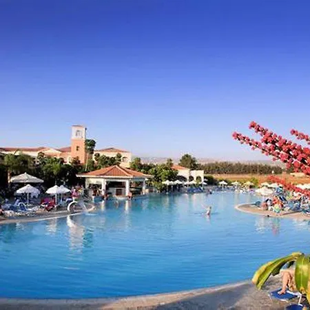 شقة فندقية Avanti Village بافوس