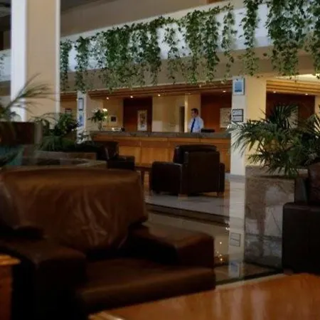 Avanti Village Apart-hotel