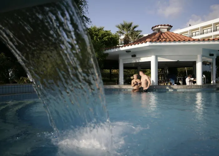 Avanti Village Апарт-отель 4*